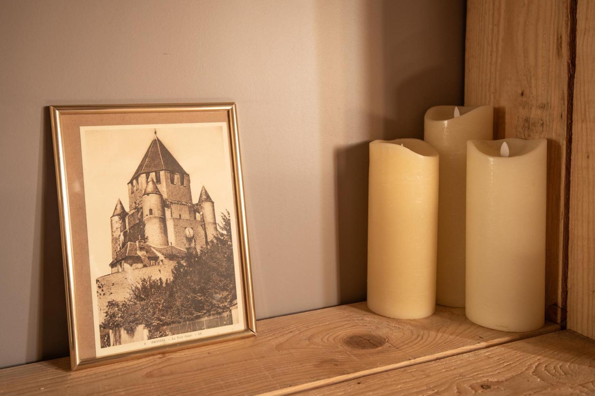 J&J Room - Hebergement D'Exception Pres De Provins! Le Bas Courton Exterior foto
